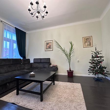 Classy Green Old Town Apartment Klaipeda Exterior foto